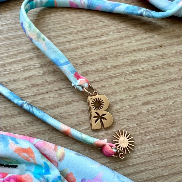 Blackbough Zayin bikini set// Size small - Picture 4 of 8